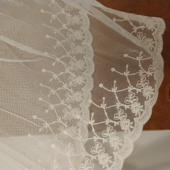 Pinky lace & crochet cardigan - Picture 2 of 5